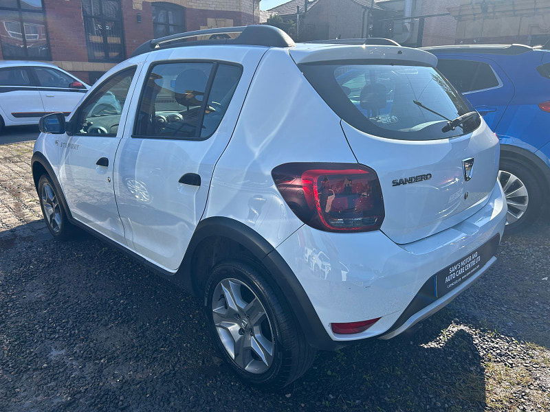 Dacia Sandero Stepway 0.9 TCe Ambiance Hatchback 5dr Petrol Manual Euro 6 (s/s) (90 ps) 5dr Manual 2024