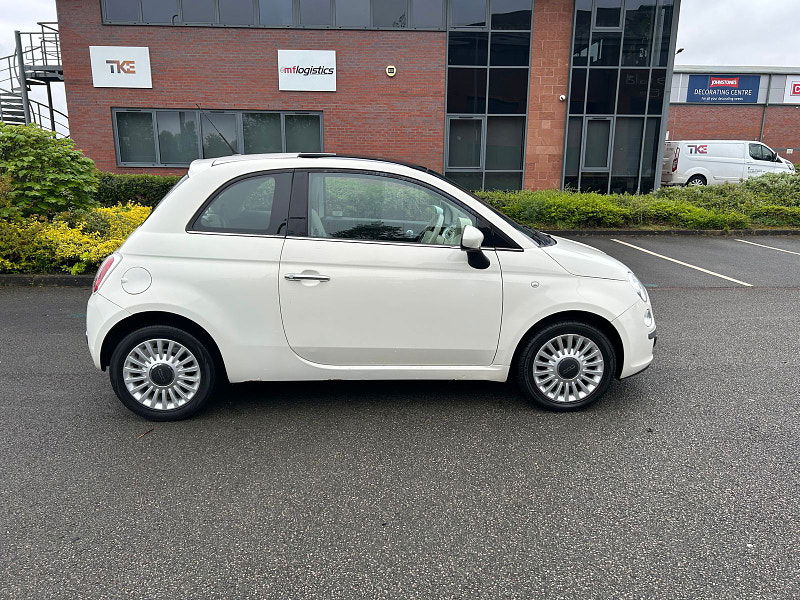 Fiat 500 1.2 LOUNGE 3d 69 BHP 3dr Manual 2024