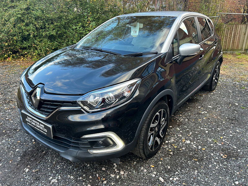 Renault Captur 1.5 dCi ENERGY Iconic SUV 5dr Diesel EDC Euro 6 (s/s) (90 ps) 5dr Automatic 2024