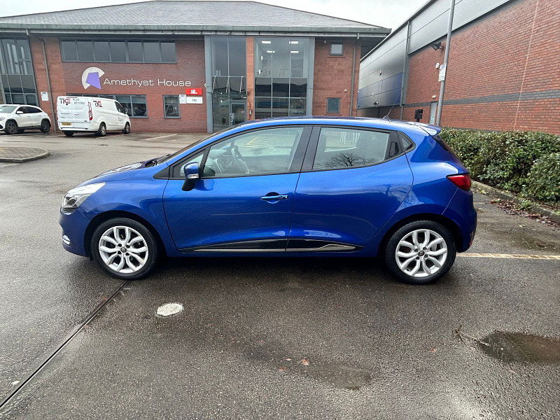 Renault Clio 1.2 16V Dynamique Nav Hatchback 5dr Petrol Manual Euro 6 (75 ps) 5dr Manual 2024