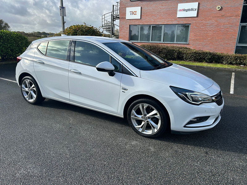 Vauxhall Astra 1.4i Turbo SRi Nav Hatchback 5dr Petrol Auto Euro 6 (s/s) (150 ps) 5dr Automatic 2024