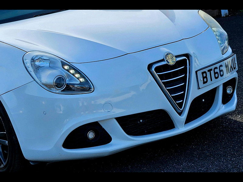Alfa Romeo Giulietta 1.4 TB MultiAir Super TCT Euro 6 (s/s) 5dr 5dr Automatic 2016