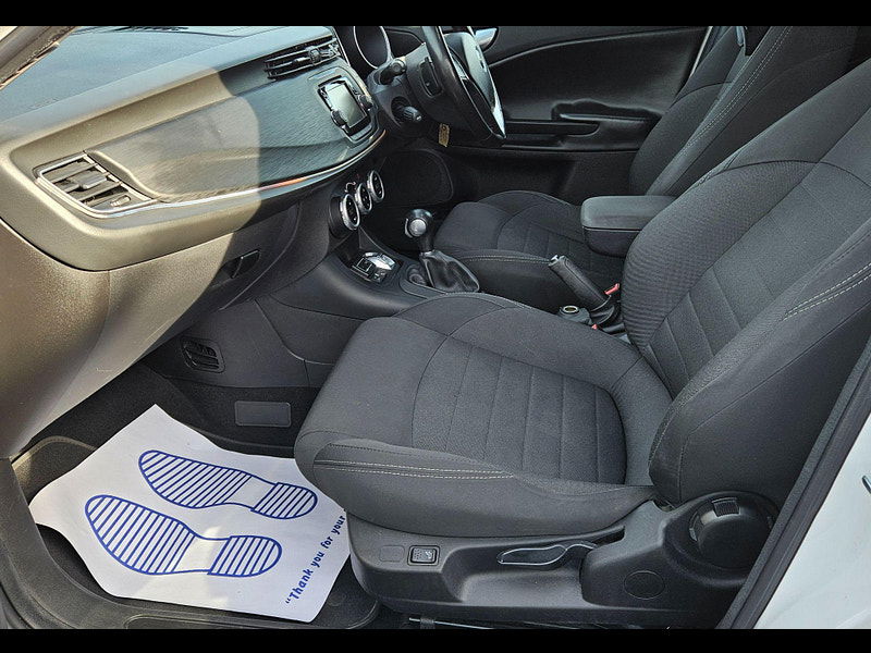 Alfa Romeo Giulietta 1.4 TB MultiAir Super TCT Euro 6 (s/s) 5dr 5dr Automatic 2016