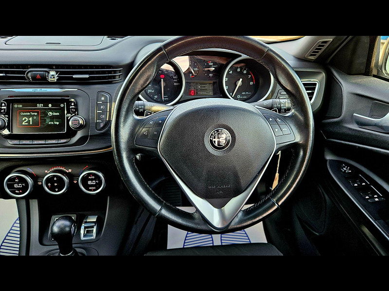 Alfa Romeo Giulietta 1.4 TB MultiAir Super TCT Euro 6 (s/s) 5dr 5dr Automatic 2016