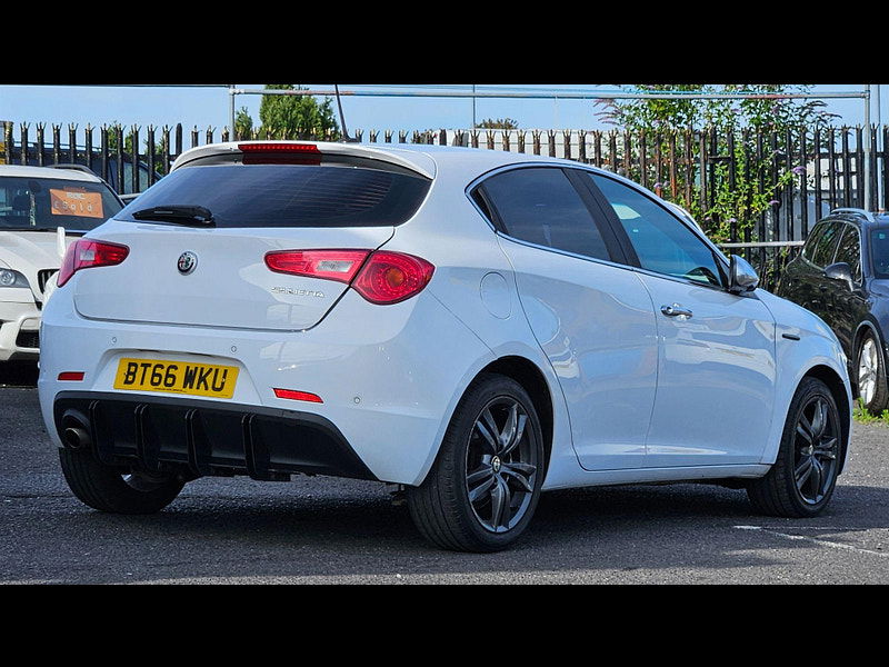 Alfa Romeo Giulietta 1.4 TB MultiAir Super TCT Euro 6 (s/s) 5dr 5dr Automatic 2016