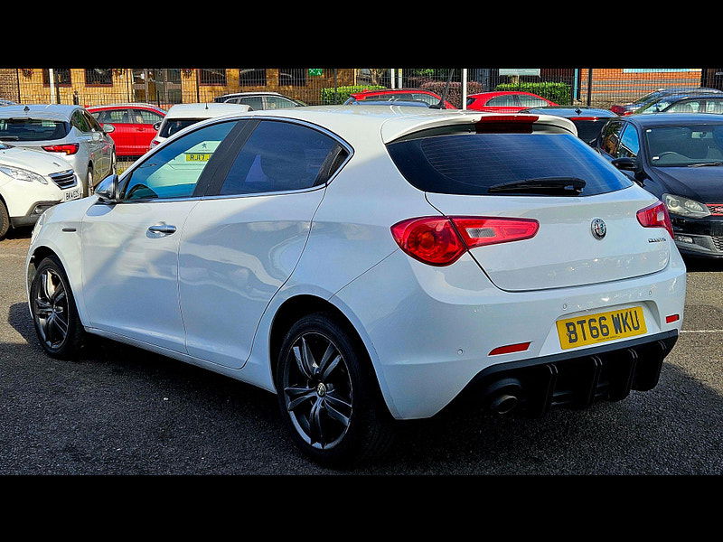 Alfa Romeo Giulietta 1.4 TB MultiAir Super TCT Euro 6 (s/s) 5dr 5dr Automatic 2016