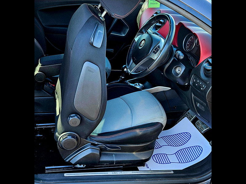 Alfa Romeo MiTo 1.4 TB MultiAir Distinctive TCT Euro 6 (s/s) 3dr 3dr Automatic 2014