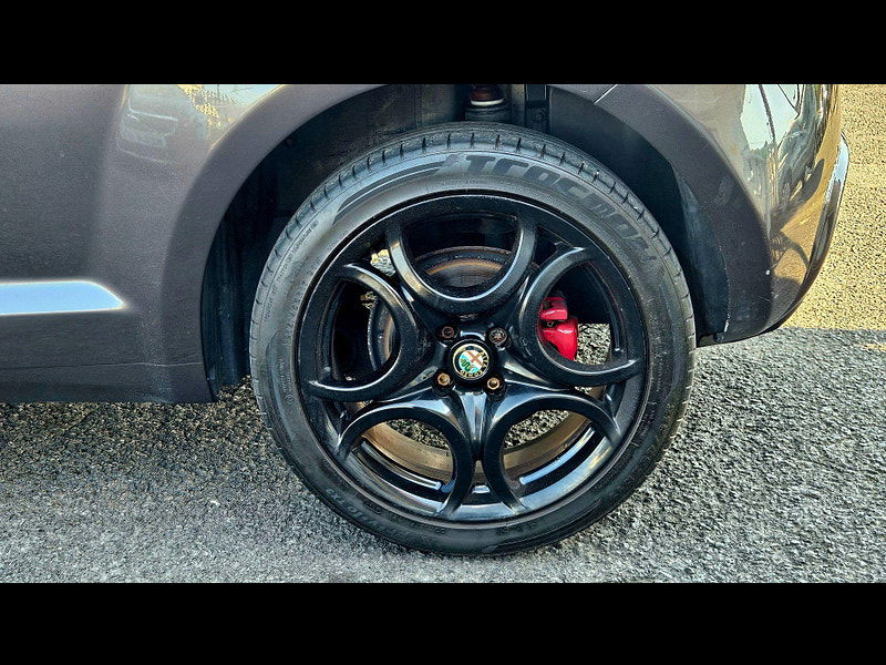 Alfa Romeo MiTo 1.4 TB MultiAir Distinctive TCT Euro 6 (s/s) 3dr 3dr Automatic 2014