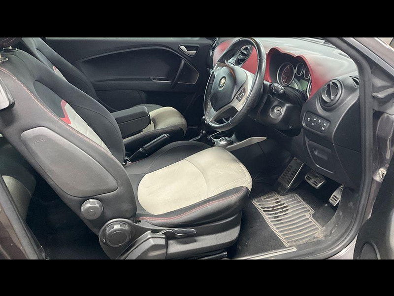 Alfa Romeo MiTo 1.4 TB MultiAir Distinctive TCT Euro 6 (s/s) 3dr 3dr Automatic 2014