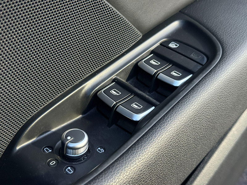 Audi A3 1.4 TFSI CoD S line Sportback S Tronic Euro 6 (s/s) 5dr (Nav) 5dr Automatic 2015