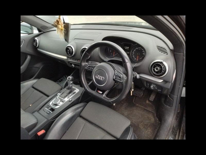 Audi A3 1.4 TFSI CoD S line Sportback S Tronic Euro 6 (s/s) 5dr (Nav) 5dr Automatic 2015