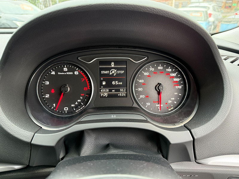 Audi A3 1.4 TFSI CoD Sport Sportback S Tronic Euro 6 (s/s) 5dr (Nav) 5dr Automatic 2015