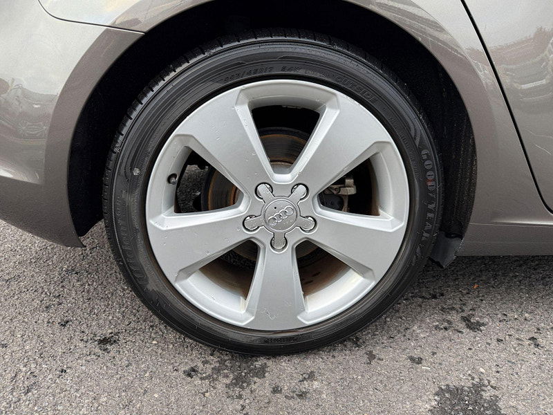 Audi A3 1.4 TFSI CoD Sport Sportback S Tronic Euro 6 (s/s) 5dr (Nav) 5dr Automatic 2015