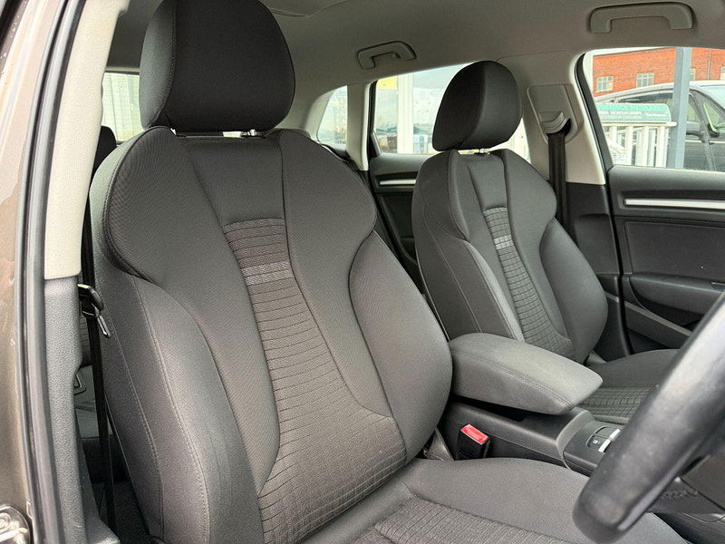 Audi A3 1.4 TFSI CoD Sport Sportback S Tronic Euro 6 (s/s) 5dr (Nav) 5dr Automatic 2015