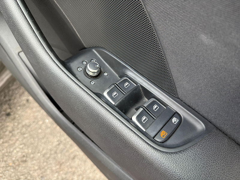 Audi A3 1.4 TFSI CoD Sport Sportback S Tronic Euro 6 (s/s) 5dr (Nav) 5dr Automatic 2015