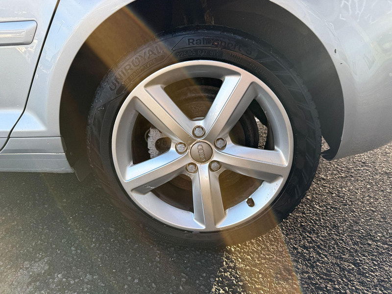 Audi A3 1.6 Technik SE Sportback Euro 4 5dr 5dr Manual 2010