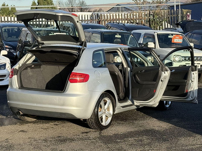 Audi A3 1.6 Technik SE Sportback Euro 4 5dr 5dr Manual 2010