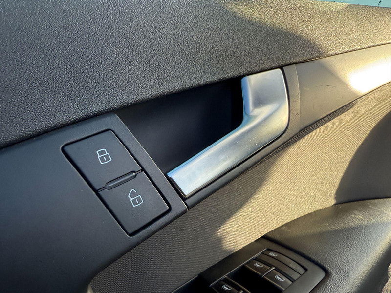 Audi A3 1.6 Technik SE Sportback Euro 4 5dr 5dr Manual 2010