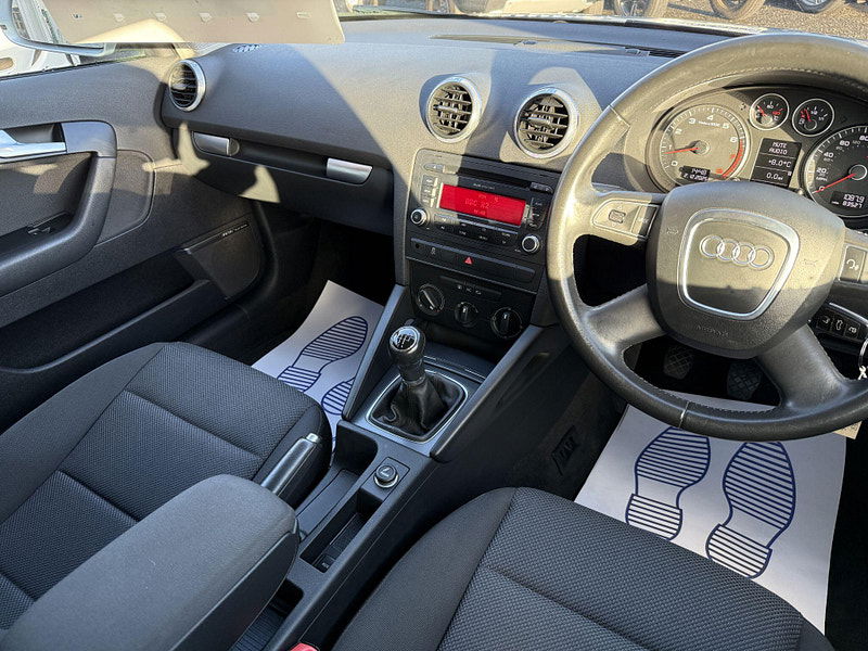 Audi A3 1.6 Technik SE Sportback Euro 4 5dr 5dr Manual 2010