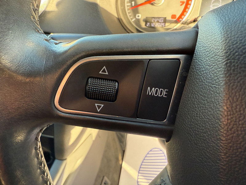 Audi A3 1.6 Technik SE Sportback Euro 4 5dr 5dr Manual 2010