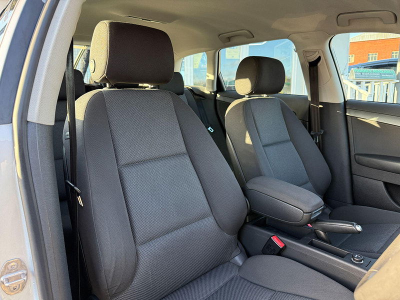 Audi A3 1.6 Technik SE Sportback Euro 4 5dr 5dr Manual 2010