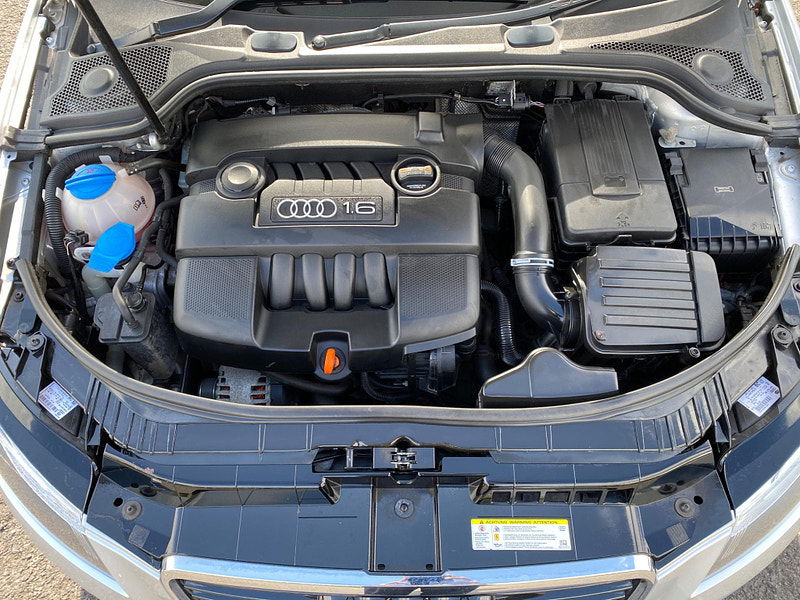 Audi A3 1.6 Technik Sportback Euro 5 5dr 5dr Manual 2011