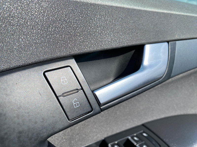 Audi A3 1.6 Technik Sportback Euro 5 5dr 5dr Manual 2011