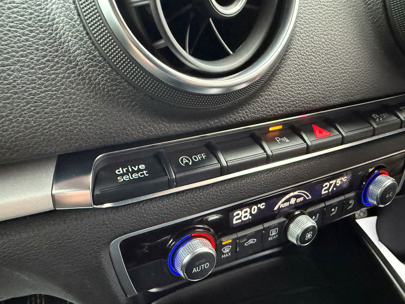 Audi A3 sportback Audi A3 1.8 TFSI Sport Sportback 5dr Petrol S Tronic quattro Euro 6 (s/s) (180 ps) 5dr Automatic 2014