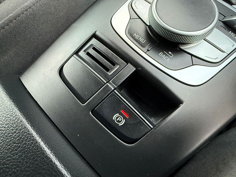 Audi A3 sportback Audi A3 1.8 TFSI Sport Sportback 5dr Petrol S Tronic quattro Euro 6 (s/s) (180 ps) 5dr Automatic 2014