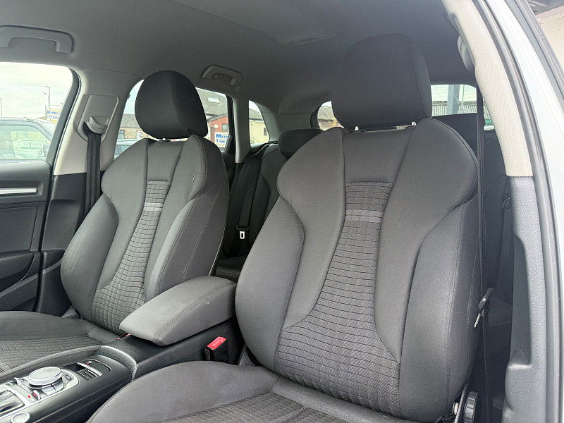 Audi A3 sportback Audi A3 1.8 TFSI Sport Sportback 5dr Petrol S Tronic quattro Euro 6 (s/s) (180 ps) 5dr Automatic 2014