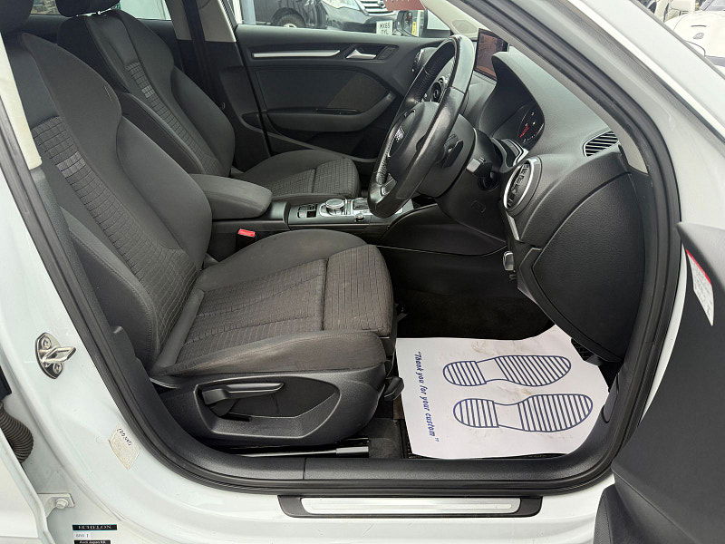 Audi A3 sportback Audi A3 1.8 TFSI Sport Sportback 5dr Petrol S Tronic quattro Euro 6 (s/s) (180 ps) 5dr Automatic 2014