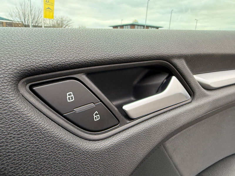 Audi A3 sportback Audi A3 1.8 TFSI Sport Sportback 5dr Petrol S Tronic quattro Euro 6 (s/s) (180 ps) 5dr Automatic 2014