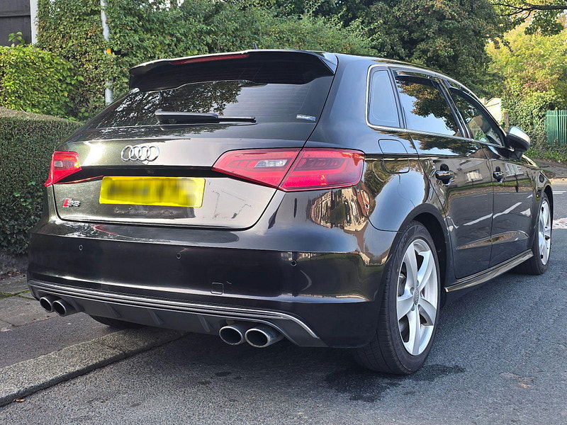 Audi S3 2.0 TFSI Sportback 5dr Petrol S Tronic quattro Euro 6 (s/s) (Nav) (300 ps) 5dr Automatic 2015