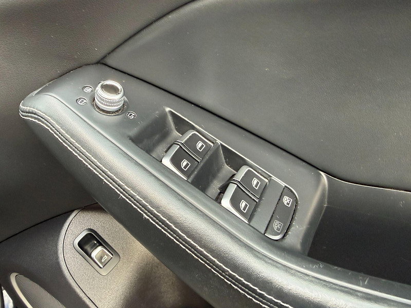 Audi SQ5 3.0 BiTDI V6 Tiptronic quattro Euro 5 (s/s) 5dr 5dr Automatic 2014