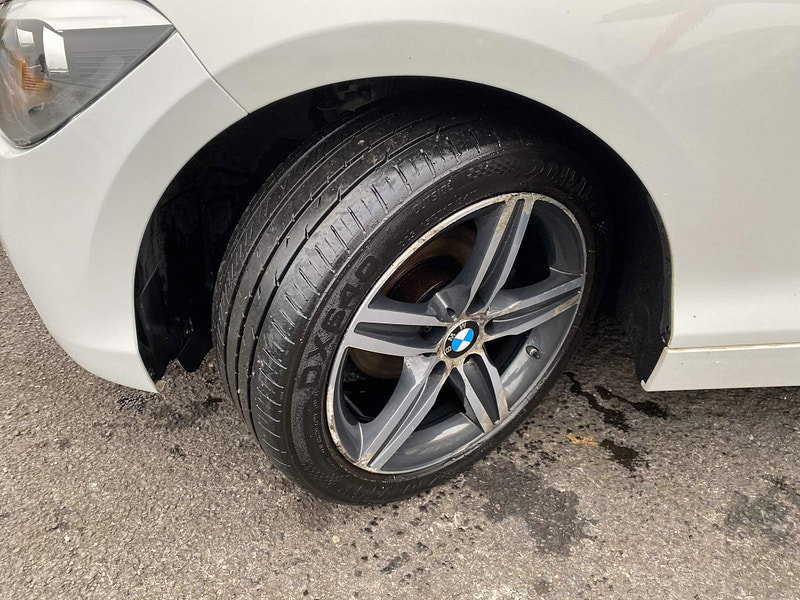 BMW 1 Series 1.6 116i Sport Euro 6 (s/s) 5dr 5dr Manual 2014