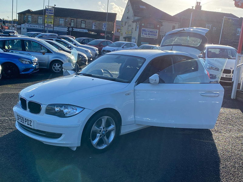 BMW 1 Series 2.0 116i Sport Euro 5 3dr 3dr Manual 2009