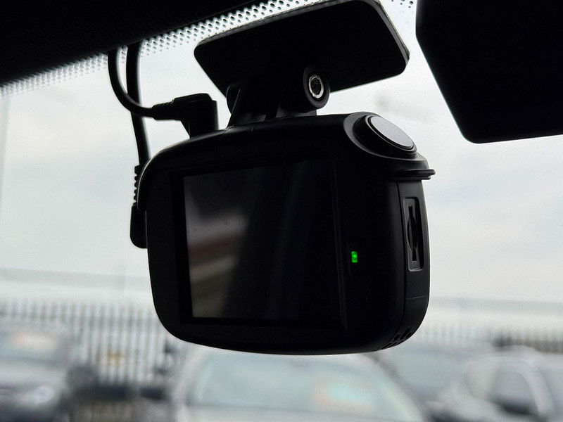 BMW 1 Series 2.0 118d M Sport Shadow Edition Hatchback 5dr Diesel Auto Euro 6 (s/s) (150 ps) 5dr Automatic 2019