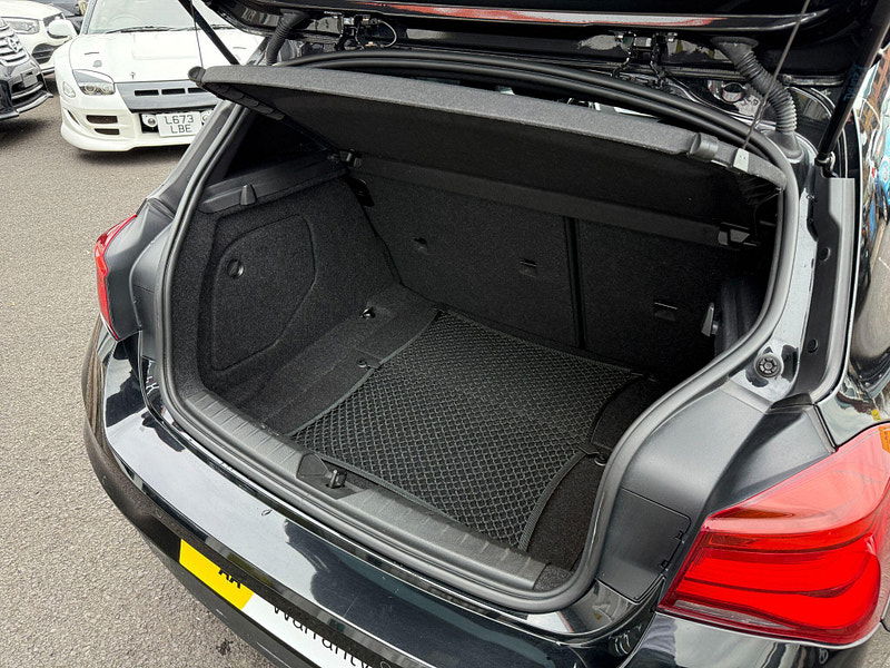 BMW 1 Series 2.0 118d M Sport Shadow Edition Hatchback 5dr Diesel Auto Euro 6 (s/s) (150 ps) 5dr Automatic 2019