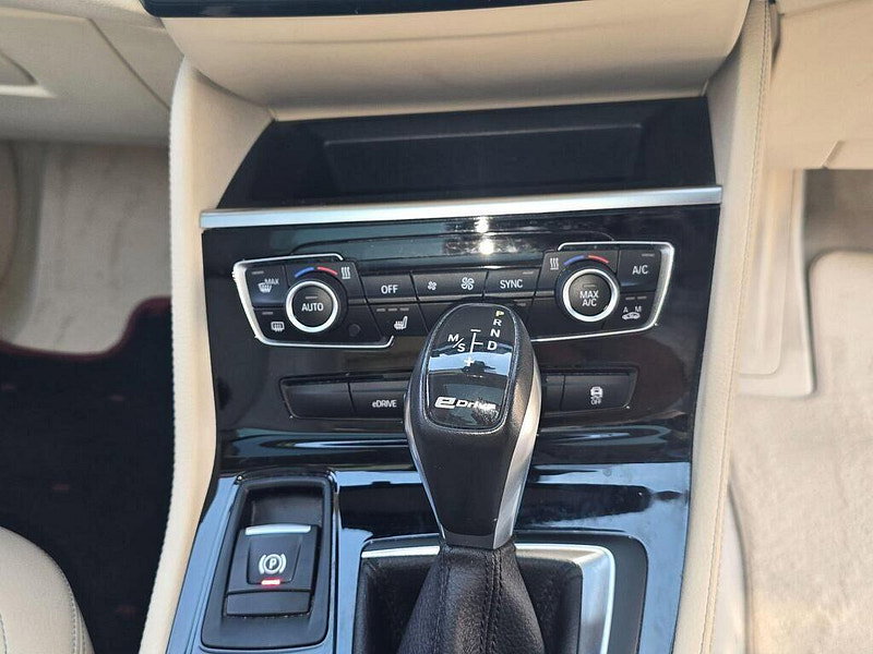 BMW 2 Series Active Tourer 1.5 225xe 7.6kWh Luxury Auto 4WD Euro 6 (s/s) 5dr 5dr Automatic 2016