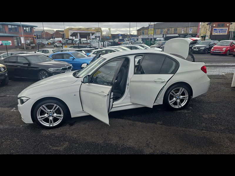 BMW 3 Series 2.0 320d M Sport Auto xDrive Euro 6 (s/s) 4dr 4dr Automatic 2015