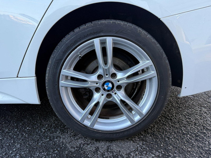 BMW 3 Series 2.0 320d M Sport Auto xDrive Euro 6 (s/s) 4dr 4dr Automatic 2015