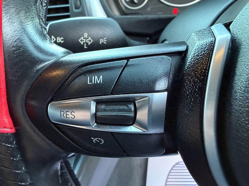 BMW 3 Series 2.0 320d M Sport Auto xDrive Euro 6 (s/s) 4dr 4dr Automatic 2015