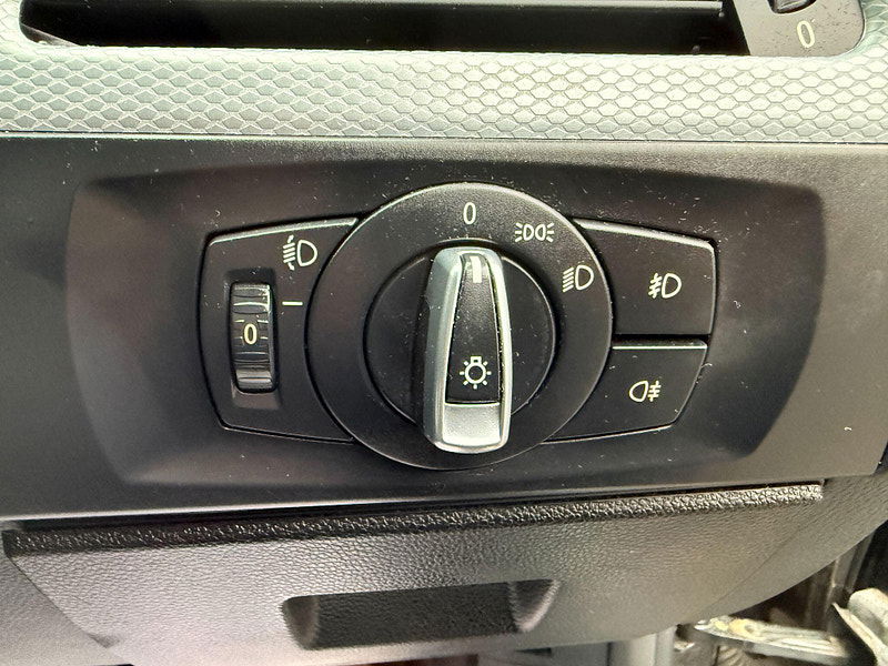 BMW 3 Series 2.0 320d Sport Plus Edition Euro 5 (s/s) 4dr 4dr Manual 2011