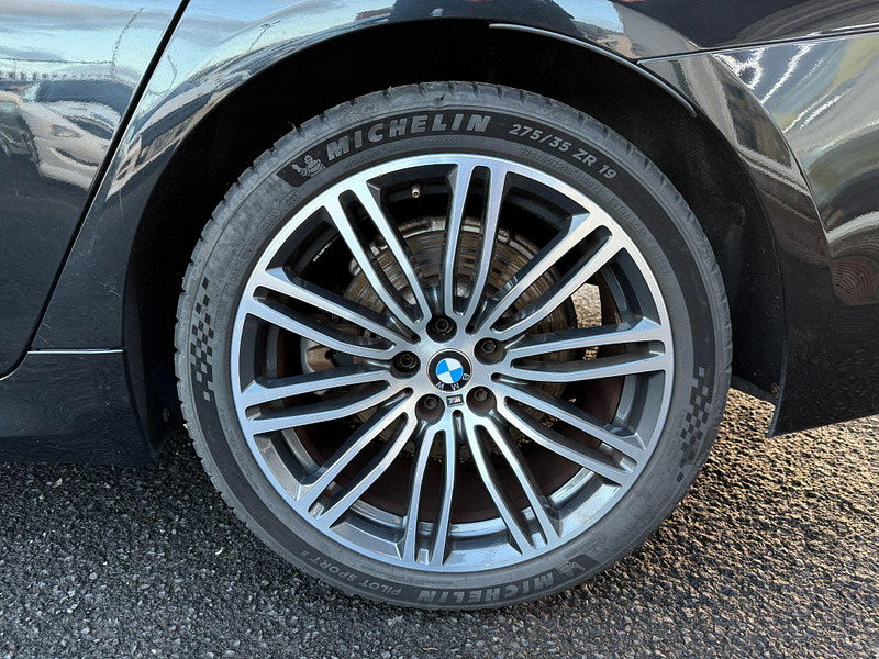 BMW 5 Series 2.0 520d M Sport Auto Euro 6 (s/s) 4dr 4dr Automatic 2018