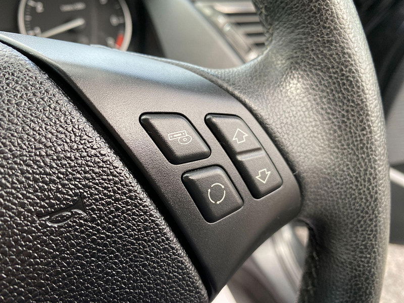 BMW X1 2.0 20i Sport Auto sDrive Euro 6 (s/s) 5dr 5dr Automatic 2013