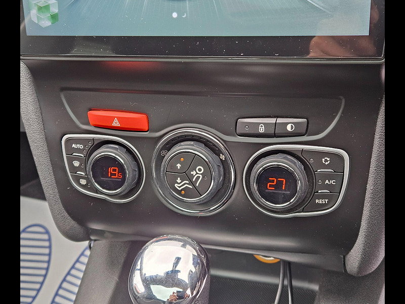 Citroen C4 1.2 PureTech Flair EAT6 Euro 6 (s/s) 5dr 5dr Automatic 2015