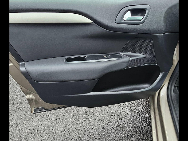 Citroen C4 1.2 PureTech Flair EAT6 Euro 6 (s/s) 5dr 5dr Automatic 2015