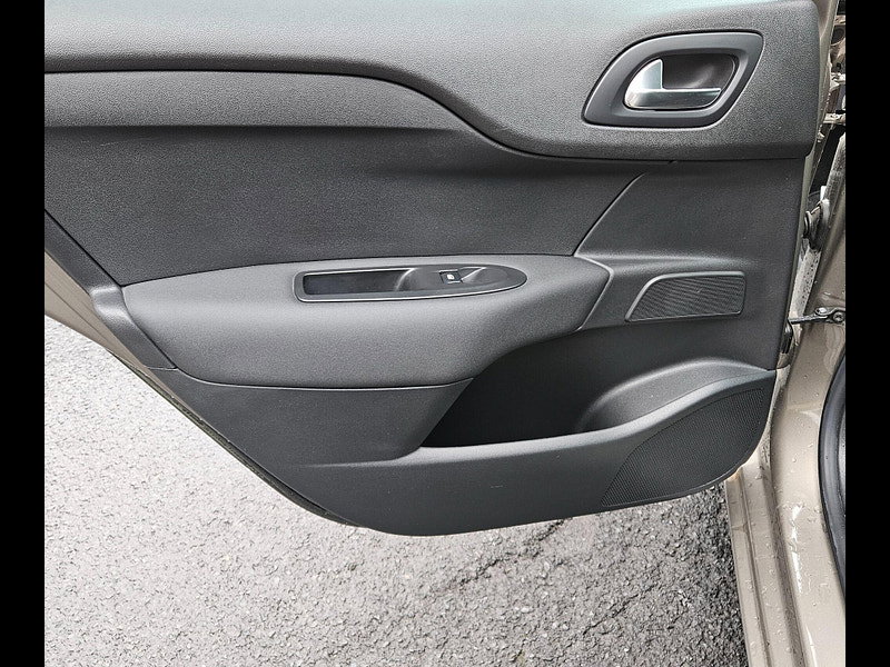 Citroen C4 1.2 PureTech Flair EAT6 Euro 6 (s/s) 5dr 5dr Automatic 2015