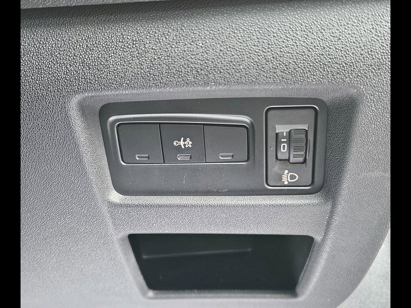 Citroen C4 1.2 PureTech Flair EAT6 Euro 6 (s/s) 5dr 5dr Automatic 2015