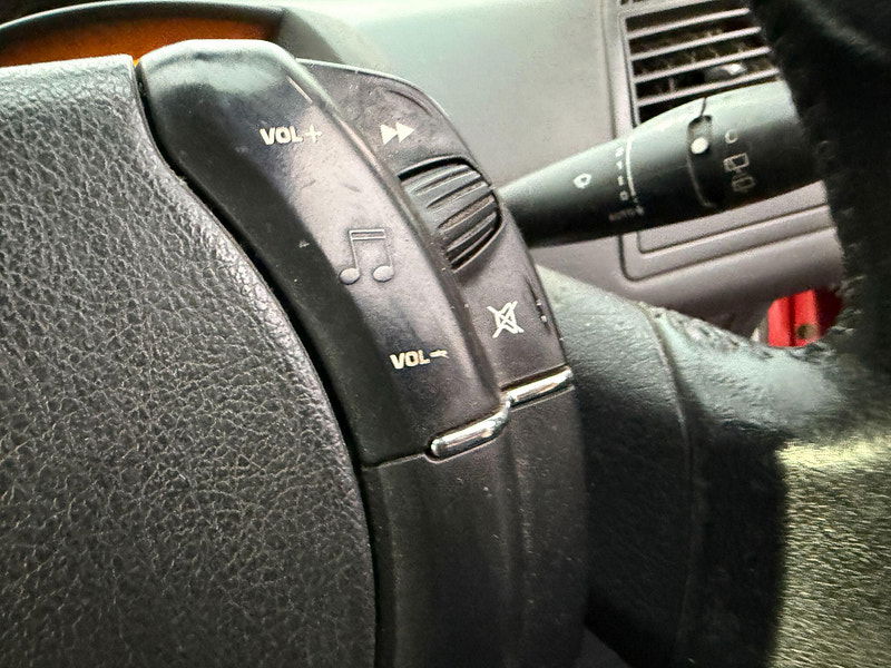 Citroen C4 1.6i 16V Cool 5dr 5dr Manual 2006